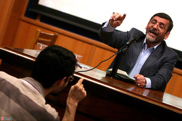 صفار هرندی:باید تابع ارزشهای شرعی و قانون اساسی باشیم  صفار هرندی