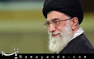 رهبر معظم انقلاب: شعرهای جناب آقای مشفق در خدمت هدفهای دینی و انقلابی است آیت الله خامنه ای