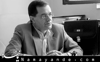 اطرافیان روحانی در پیکارهای سیاسی کمتجربه هستند/به دولت روحانی توصیه کردم مانند دولت خاتمی عمل نکند/اصلاحطلبان اهل تنش سیاسی هستند نقیب زاده