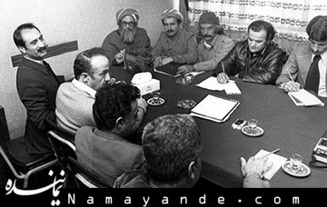 از ادعای تسلط دولت بر اوضاع کردستان تا اشغال پادگان های نظامی مهاباد توسط ضد انقلاب !  بحران کردستان