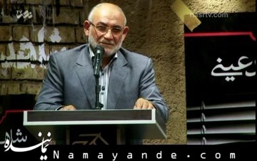 برای مدیریت غائله 18 تیر جلسه هیئت دولت را از رسمیت انداختند/خاتمی گفت:تو غلط کردی این حرفها را زدی،مزخرف گفتی/گفتند باید مثل مهاجرانی عمل میکردی!/ابطحی گفت:چون وزیر رهبری بودی، نه وزیر خاتمی باید کنار بروی
 مظفر