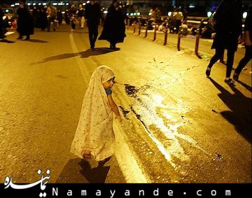 ماه رمضان برتر است یا ماه ذیحجه+پاسخ آیتالله ناصری مراسم احیا شب بیست وسوم ماه رمضان سحرگاه امروزدوشنبه با حضور گسترده مردم در سراسر کشور برگزار شد.