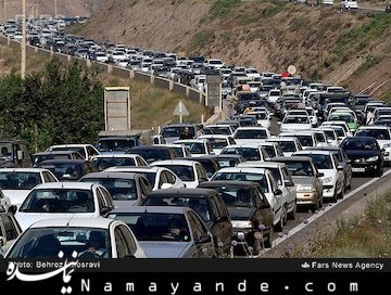 ترافیک سنگین در مسیر شمال ـ جنوب کندوان/ افزایش تردد خودروهای سنگین در جاده
 ترافیک جاده هراز و چالوس