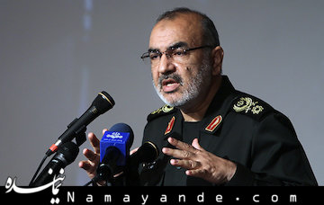 اوضاع منطقه مانند جنگل آتش است/ نبرد با قدرتهای جهانی را تا شرق مدیترانه مدیریت میکنیم سلامی