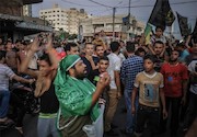 مردم فلسطین با سردادن فریاد الله اکبر شادی خود را از پیروزی مقاومت ابراز کردند. 