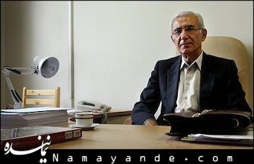 بازنشر گفتگو با مرحوم کاتوزیان/ گفتههای استاد از عشق به تحقیق تا سیاه مشق مجلات خارجی کاتوزیان/1