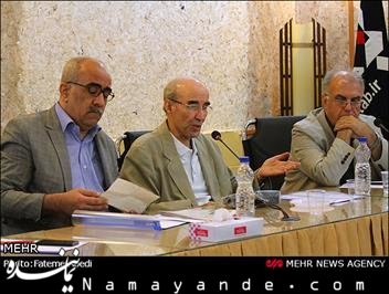 قاسمی: مشکل اصلی نمایشگاه کتاب، مکان آن است/ موسایی:تخصصی شدن نمایشگاه به نفع هیچکس نیست نمایشگاه