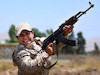 یک پادگان نظامی در منطقه شمال سلیمانیه مشخصاً آموزش نظامی زنان پیشمرگه را بر عهده دارد و هم‌اکنون زنان داوطلب را برای مبارزه با نیروهای داعش آماده می‌کند. 