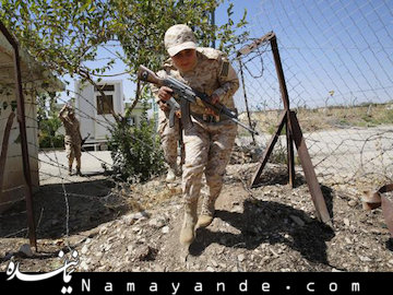 آمادگی مبارزان «سرایا السلام» عراق برای دفاع از سامرا  یک پادگان نظامی در منطقه شمال سلیمانیه مشخصاً آموزش نظامی زنان پیشمرگه را بر عهده دارد و هماکنون زنان داوطلب را برای مبارزه با نیروهای داعش آماده میکند.