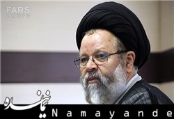 ریشه سربریدن سلفیها کجاست/ خلفا در طول حیات خود توسل داشتند و آن را شرک ندانستد جسینی