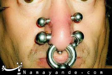 کمی تأمل/ نواهاي شيطاني  شیطان پرستان اکنون در دانشگاه ها و بين دانشجويان رخنه کرده و به اجراي برنامه ها از جمله کنسرت در دانشگاه مي پردازند. شیطان پرستان، شيطان را به عنوان قدرت غالب در جهان مي دانند و اگر کسي مي خواهد در ج