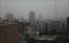  گرد و غبار بعدازظهر امروز آسمان تهران را فرا گرفت. 