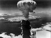 به‌تازگی تصاویری ناب و منحصر به فرد از مراحل مختلف آماده‌سازی، حمل و پرتاب بمب‌های اتمی دوگانه آمریکا بر فراز دو شهر هیروشیما و ناگازاکی منتشر شده است. 