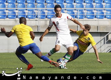  تیم ملی فوتبال ایران دیروز در نخستین بازی دوستانه خود برابر تیم استوریل پرتغال با دو گل علیرضا جهانبخش و سردار آزمون به پیروزی رسید. 