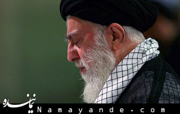 تشییع جنازه آیتالله مهدویکنی صبح پنجشنبه/ اقامه نماز به امامت مقام معظم رهبری مقام معظم رهبری در حال نماز