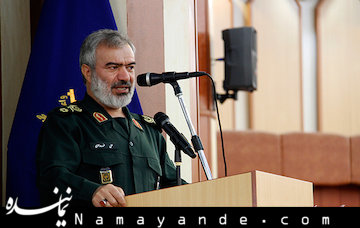 گلوی آمریکا در خلیج فارس در اختیار ما است دریادار فدوی