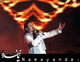 گروه آیان برای مولانا قلندری میخواند آیان