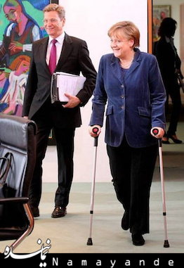 سیاستمداران دست به عصا / تصاویر مرکل عصا به دست