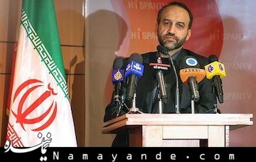 سرافراز حکم ریاست رسانه ملی را دریافت کرد/ محمد سرافراز/1*