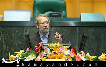 هنوز به این نتیجه نرسیدم که میتوانم حزب تشکیل دهم/ دولت را باید به سمت اقتصاد مقاومتی هُل بدهیم  لاریجانی