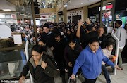 هجوم مردم آمریکا برای خرید کالا