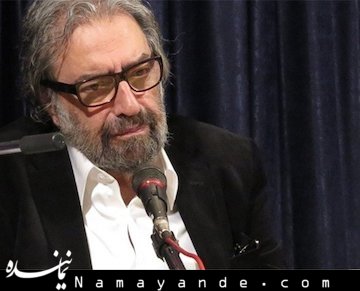 مسعود کیمیایی نمایش «دو دلقک و نصفی» را افتتاح میکند مسعود کیمیایی/1