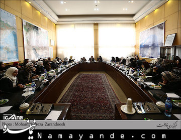 بررسی طرح دی میستورا برای ایجاد مناطق عاری از جنگ در حلب  نشست لاله افتخاری با فعالان اجتماعی سوریه