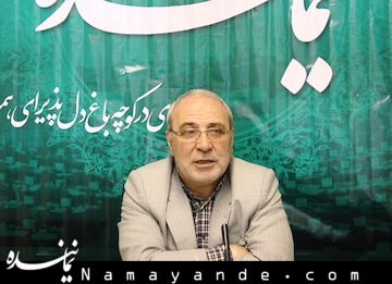 راهکارهای ایجاد ثبات در بازار ارز؛ از افزایش صادرات غیرنفتی تا اصلاح سیاست های اشتباه ارزی
 «حسینعلی حاجیدلیگانی» در حاشیه بازدید از سایت نماینده