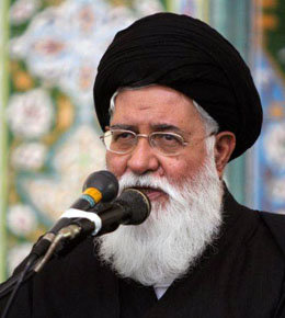 عدهای برای حل مشکلات اقتصادی به دنبال دریوزگی استکبار رفتهاند آیتالله علم الهدی/2