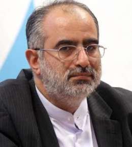 واهمه عجیب ستاد روحانی از مناظرهها با چاشنی اهانت به کاندیداها/ آشنا:کاندیداها باید مثل سگ از مجری بترسند!  حسام الدین آشنا/2