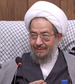 لزوم همفکری روحانیت برای حل مشکلات کشور/ عنایت ویژه رهبر انقلاب و مراجع تقلید به جامعه مدرسین آیت الله مقتدایی/2