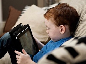 کاهش شدید حس لذت از کتاب خوانی در میان کودکان کتاب خوانی کودکان/1