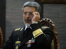 ساخت ناوشکن های موشک انداز  باید در دستور کار قرار گیرد امیر سیاری