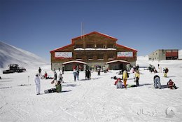 اینجا تهران است، بی بندوباری با بوی تند علف! +عکس توچال