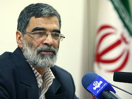 واکنش انصاری به خاطرات""من بودم و امام" حمید انصاری