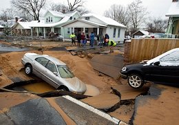 نشست ۱۵ متری زمین در خیابان ولیعصر  نشست زمین43