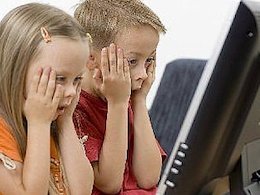 كودكان و مخاطرات شبكه های اجتماعی کودکان و اینترنت