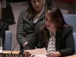 جنجال نماینده بدون حجاب عربستان!+عکس  نماینده بدون حجاب عربستان 43