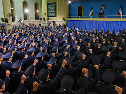 بازتاب گسترده سخنان امام خامنهای درباره مذاکرات هستهای  در رسانه های جهان رهبری در دیدار نیروی هوایی ارتش431