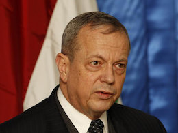 ظرف چند روز آینده به داعش حمله می کنیم جان آلن