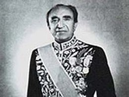 رشوه ۸۰ هزار دلاری به یک به روحانی نما برای حمایت از کشتار مردم !! امیراسدالله علم43