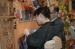 فرش گردشگران خارجی بافته میشود بافت فرش قهوه ی توسط گردشگران