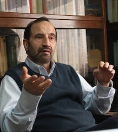 فشارهای اقتصادی و تحریمها به دلیل بیتوجهی به تولید ملی است خوش چهره/2