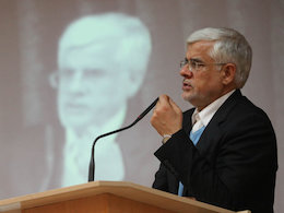 در مورد کوی دانشگاه هیچ مشورتی با من نشد/ اهل لابی نیستم عارف