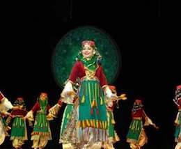 رقص دختر و پسر روی سن در منطقه آزاد!+عکس جشنواره رقص 43