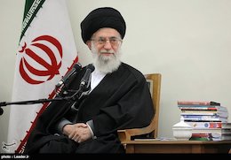 راهحل عاقلانه مسأله هستهاى / ترس از ایران پیشرفته  دیدار اعضای ستادهای امور تربیتی و هنرمند با رهبری