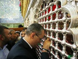 نماینده سازمان ملل متحد حرم امام علی(ع) را زیارت کرد+تصاویر نماینده سازمان ملل در حرم امام علی(ع)43