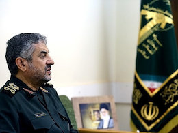 دستگاه دیپلماسی کشور ظرفیت قدرتمند خود و نظام را برای عزت انقلاب و کشور به کار گیرد سردار جعفری