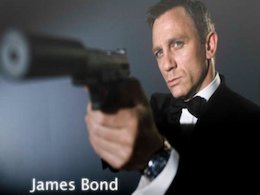 کریستوفر وود نویسنده دو فیلم «جیمز باند» درگذشت جیمز باند