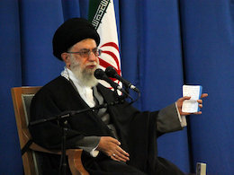 سخنرانی مقام معظم رهبری در حرم رضوی آغاز شد رهبر انقلاب